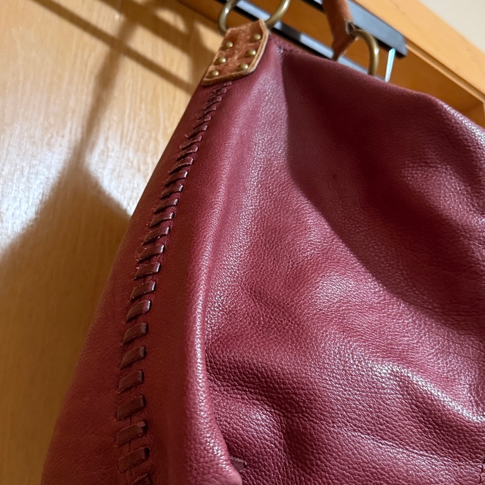 Lucky Brand Whipstitch Slouch Hobo Bag - Picture 4 of 7